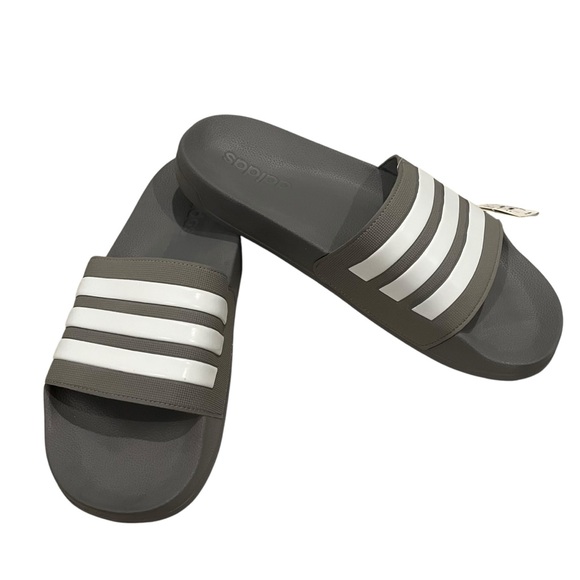 NWT, Men's Adidas Adilette Shower Slides Grey/White, Sz 11 - Picture 2 of 11